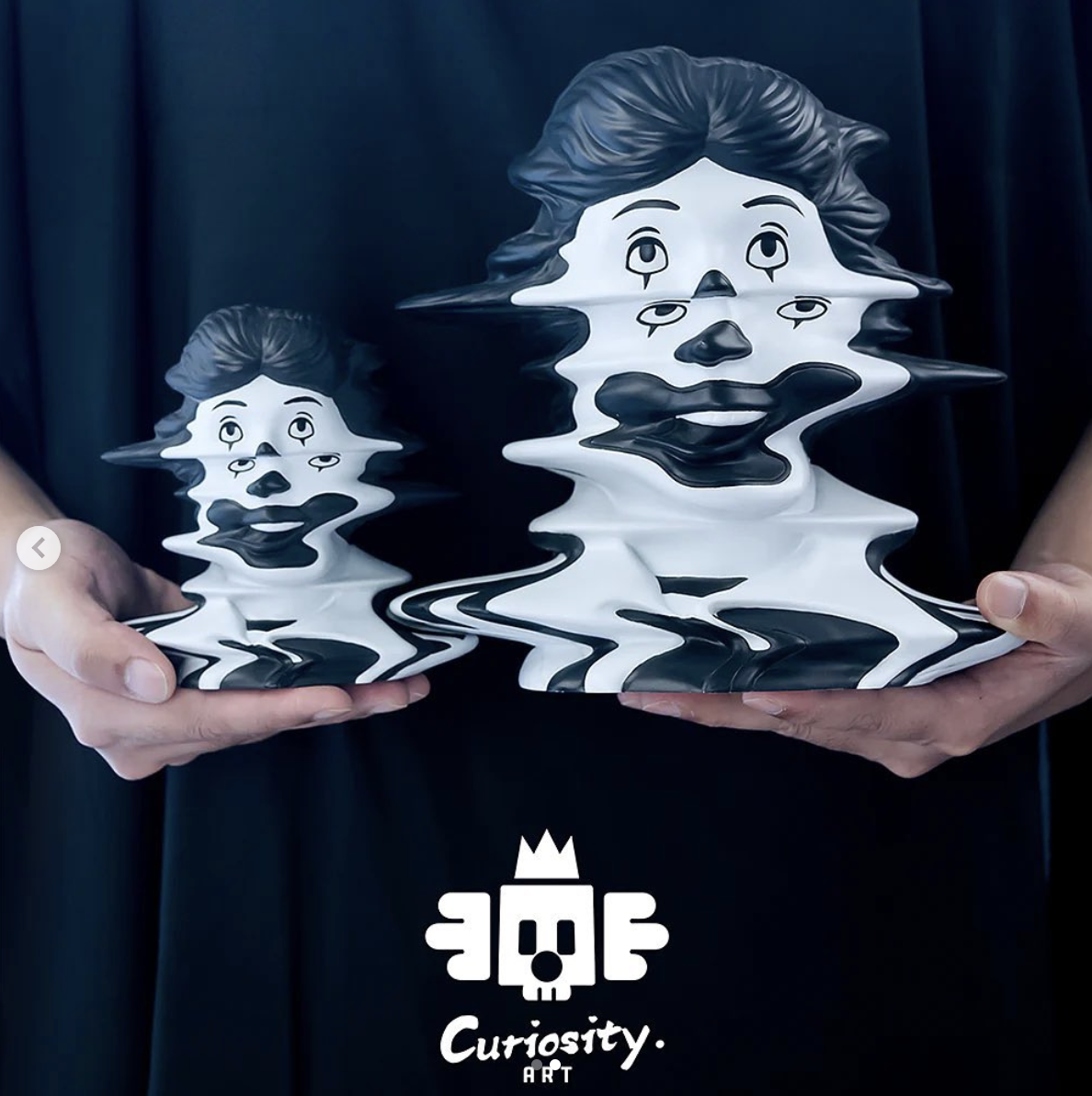 LIQUID MODERNITY - KING OF CLOWN