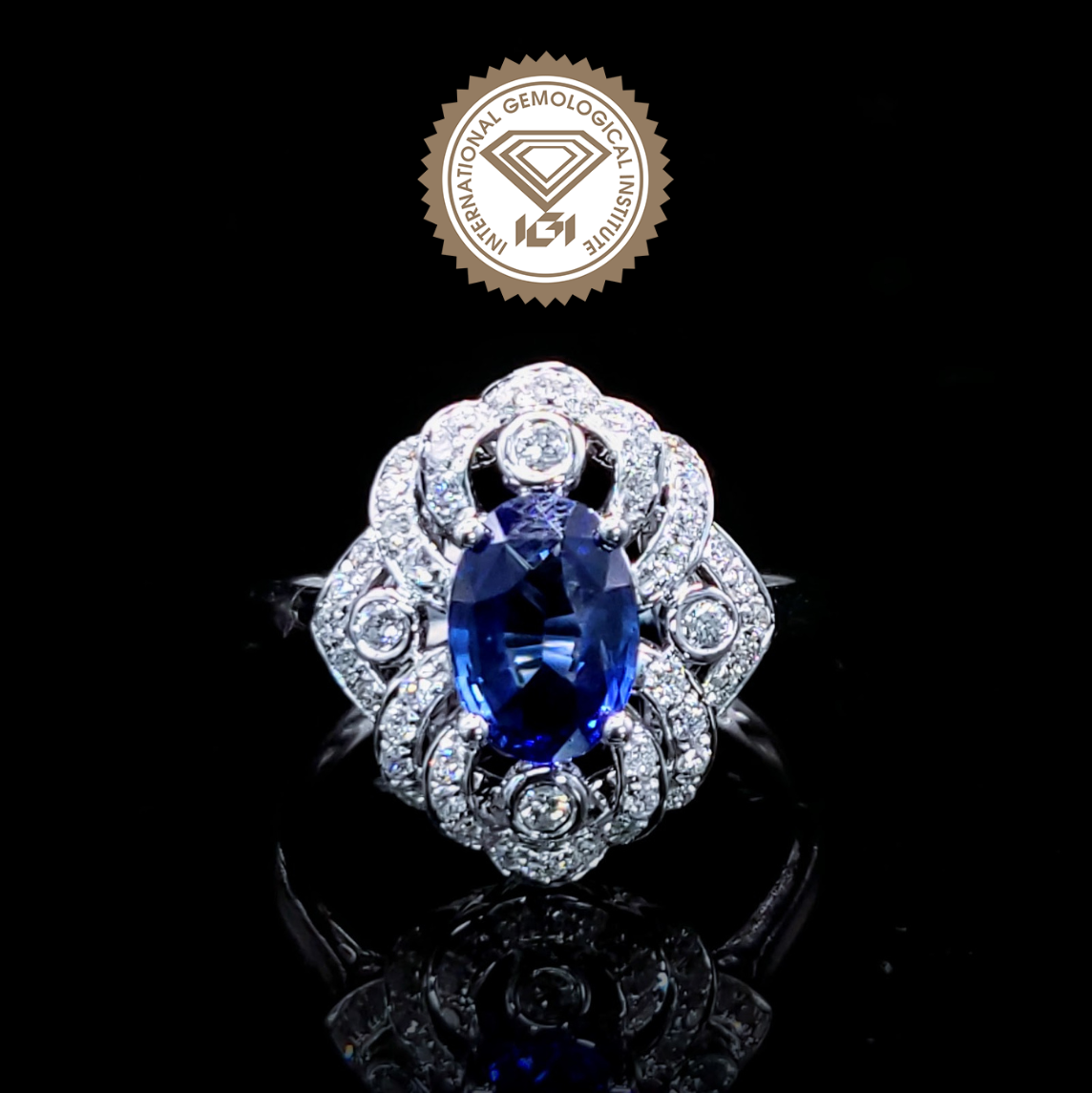18K White Gold 1.00ct Sapphire and Diamond Ring