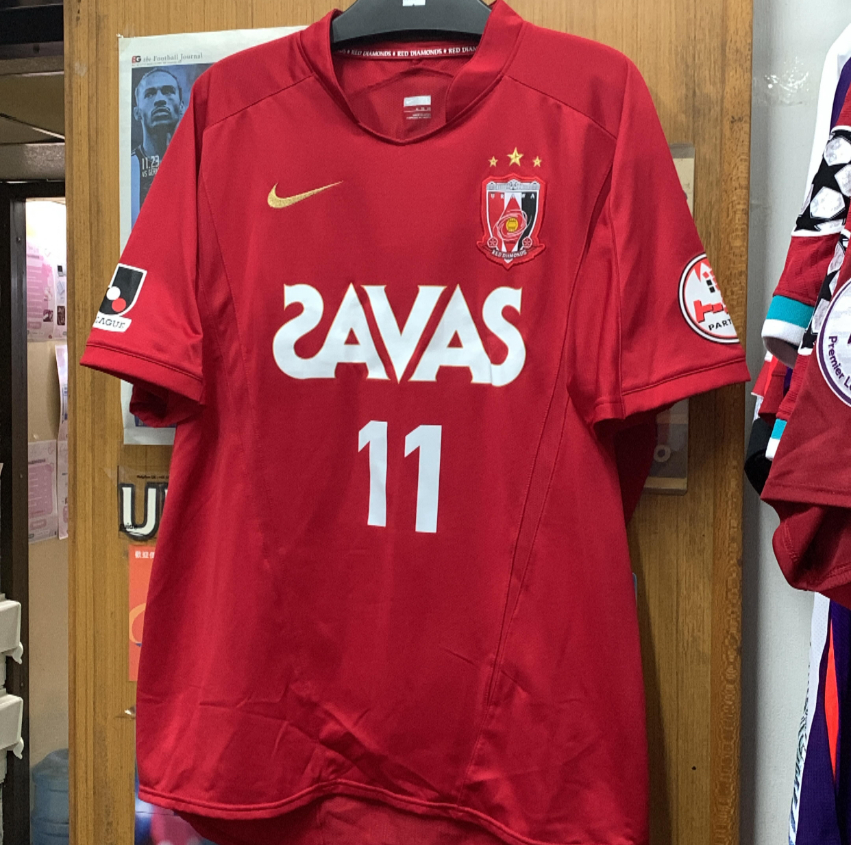 2009 Urawa Red Diamonds Home Shirt with 11 TATSUYA  [Used, XL 90% New]