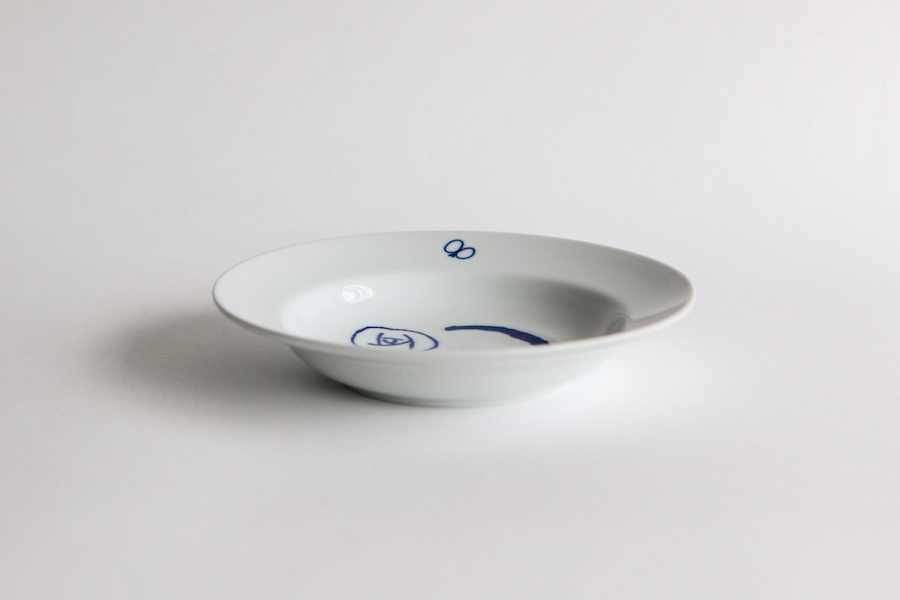 PASS THE BATON-mina perhonen 深盤/藍花/盈盈花系列