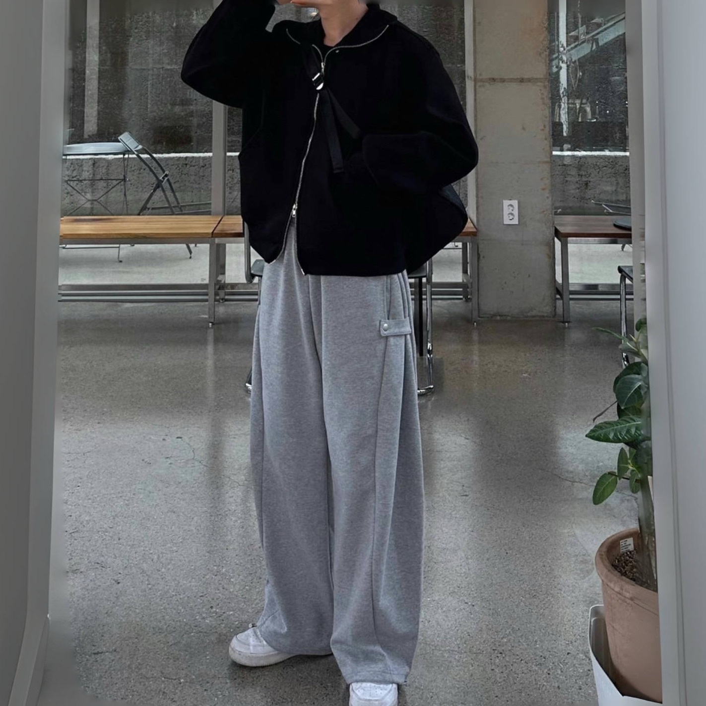 側邊扣闊腿棉褲