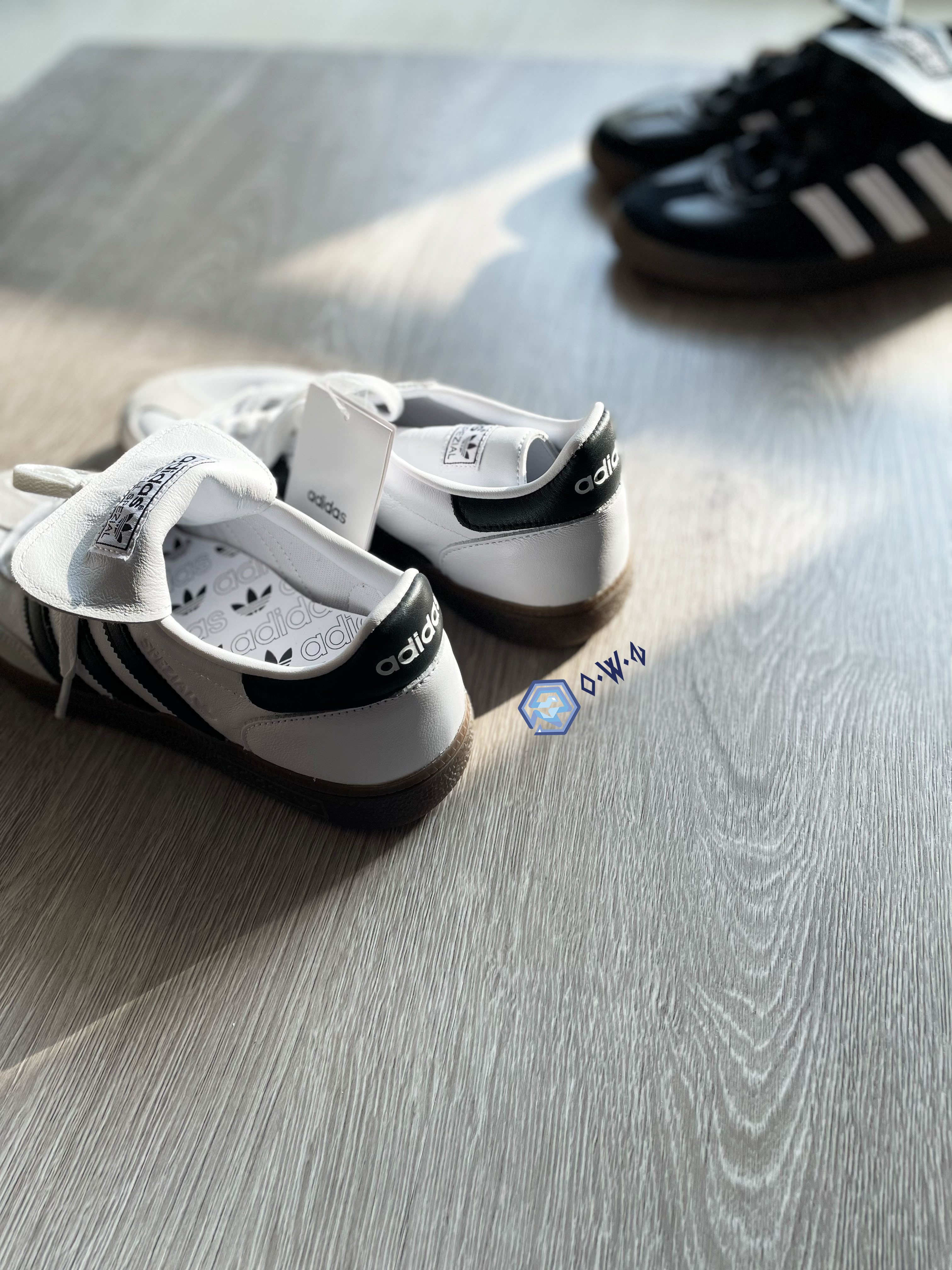 【OWN】Adidas Handball Spezial 大鞋舌 麂皮 黑白 皮革 焦糖底 不分男女 IH2291