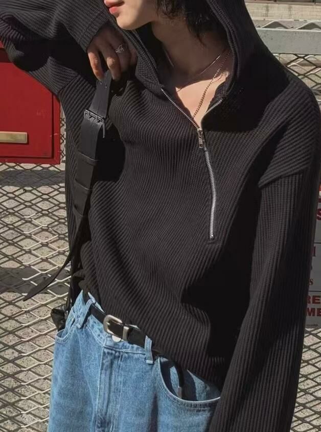 暗直紋半開胸拉鍊連帽長袖衫 GARMENTS-031T