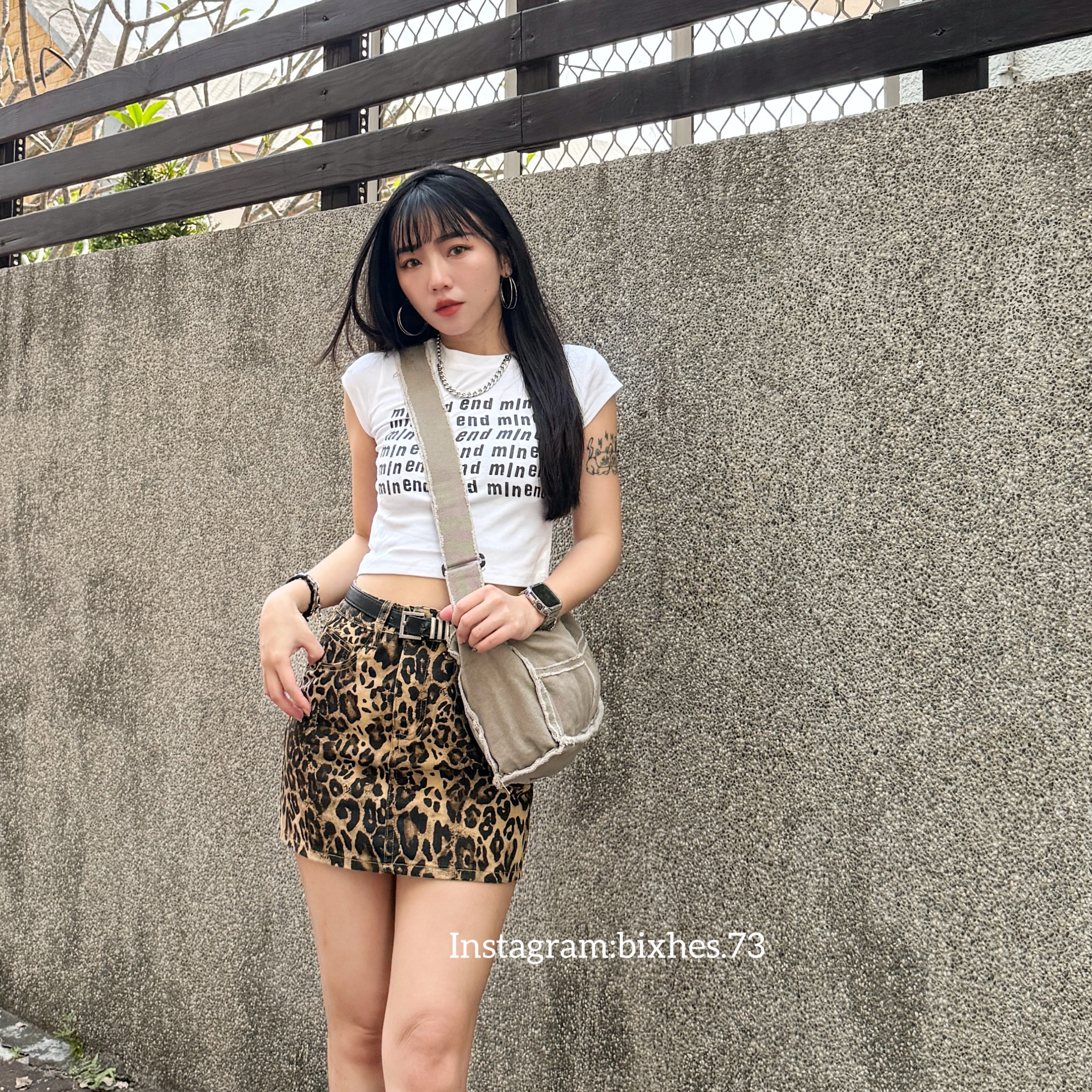 復古毛邊水洗牛仔包(M00048)