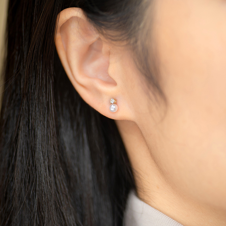 Akoya日本海水珍珠鑽石18K耳釘