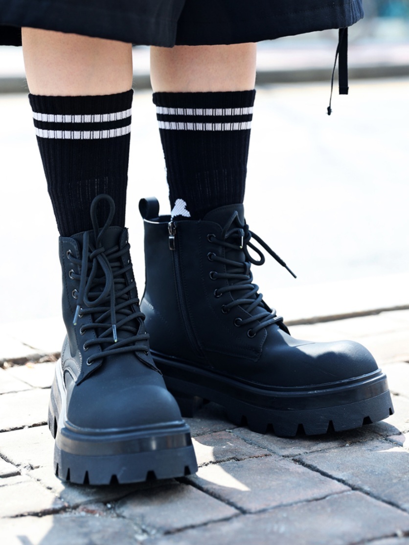 厚底增高步行靴