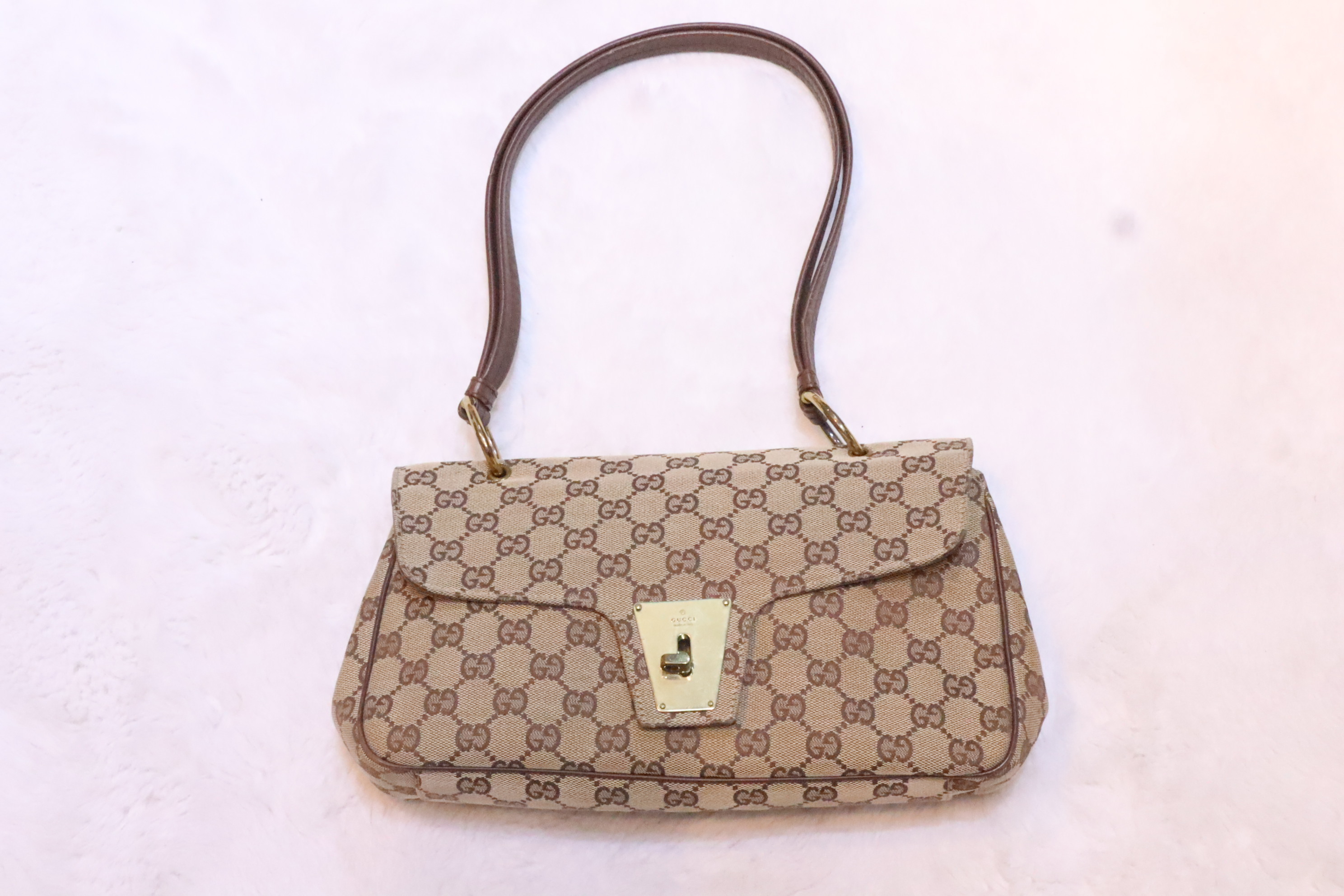 Gucci Shoulder Bag🤎