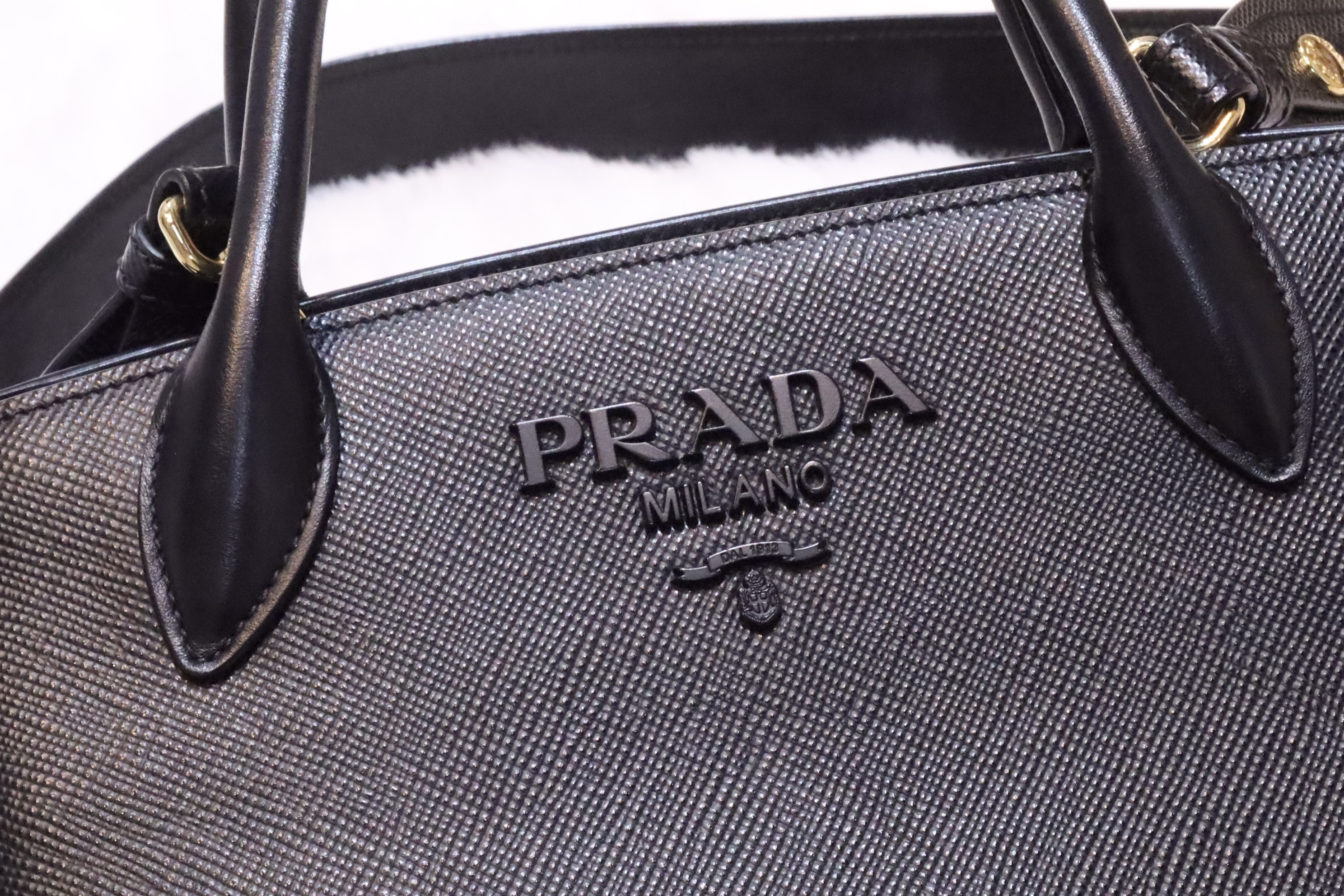 Prada bag🖤