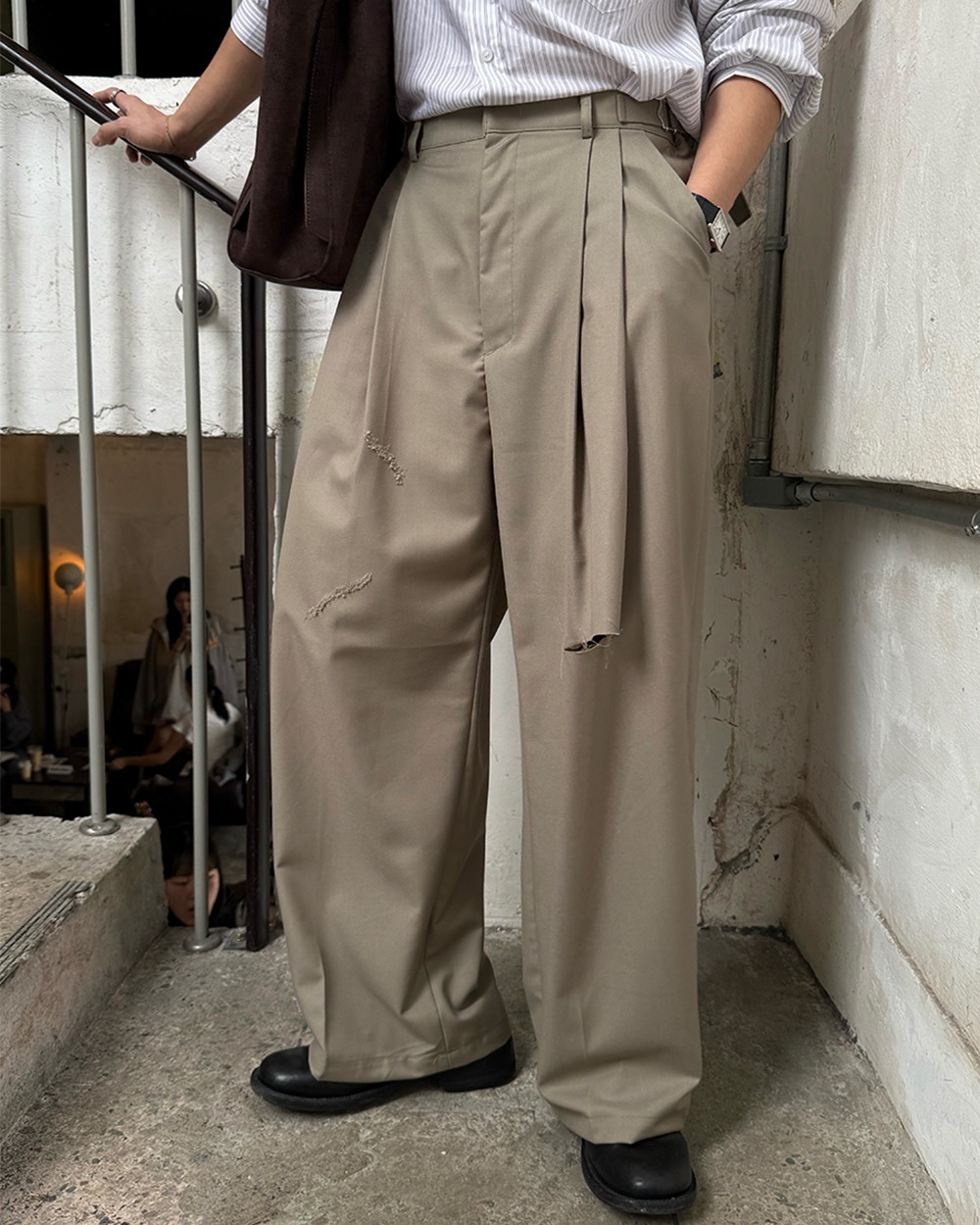 切割破損休閒褲