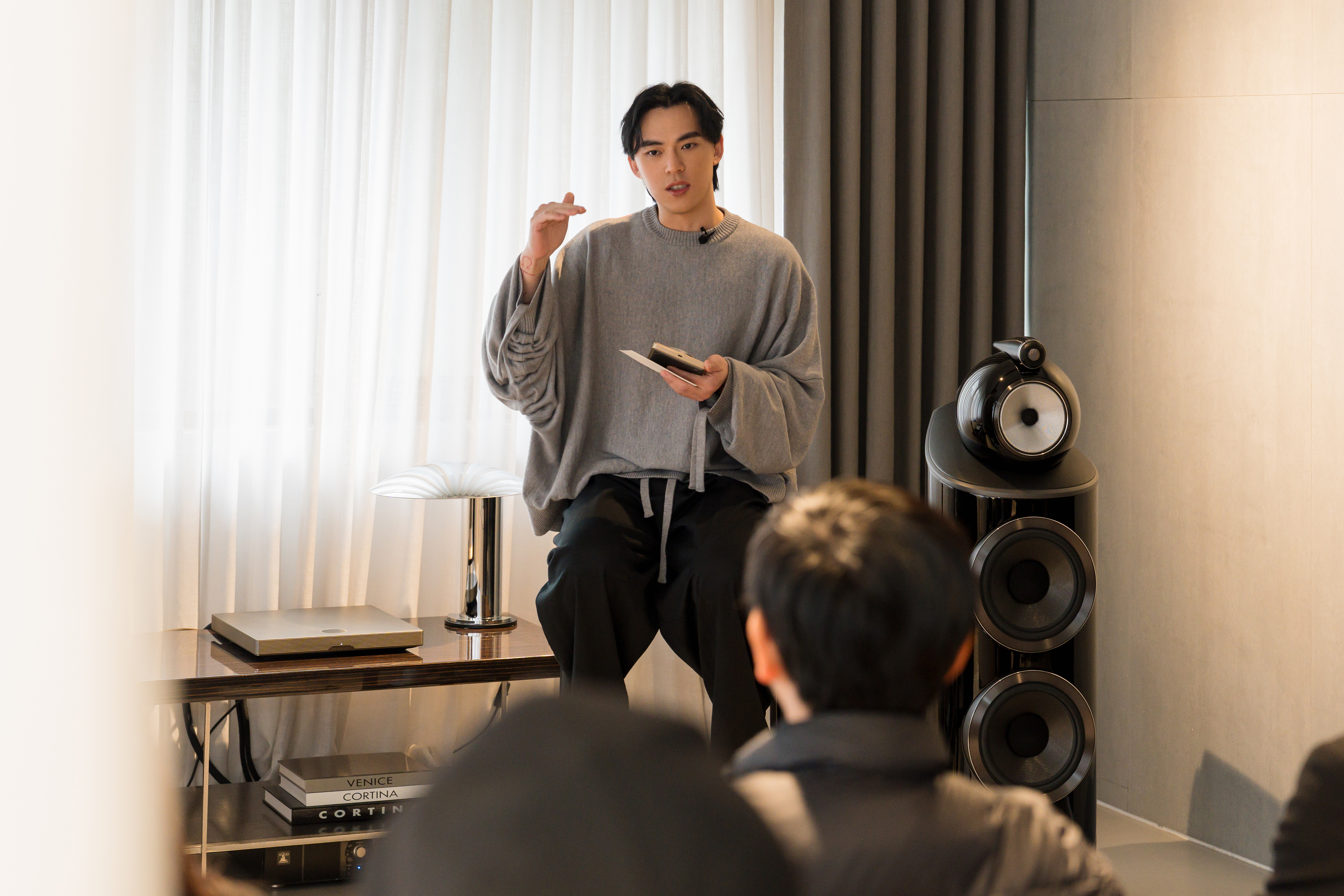 金曲歌手 HUSH 現身 Devialet Astra 擴大機發布會現場