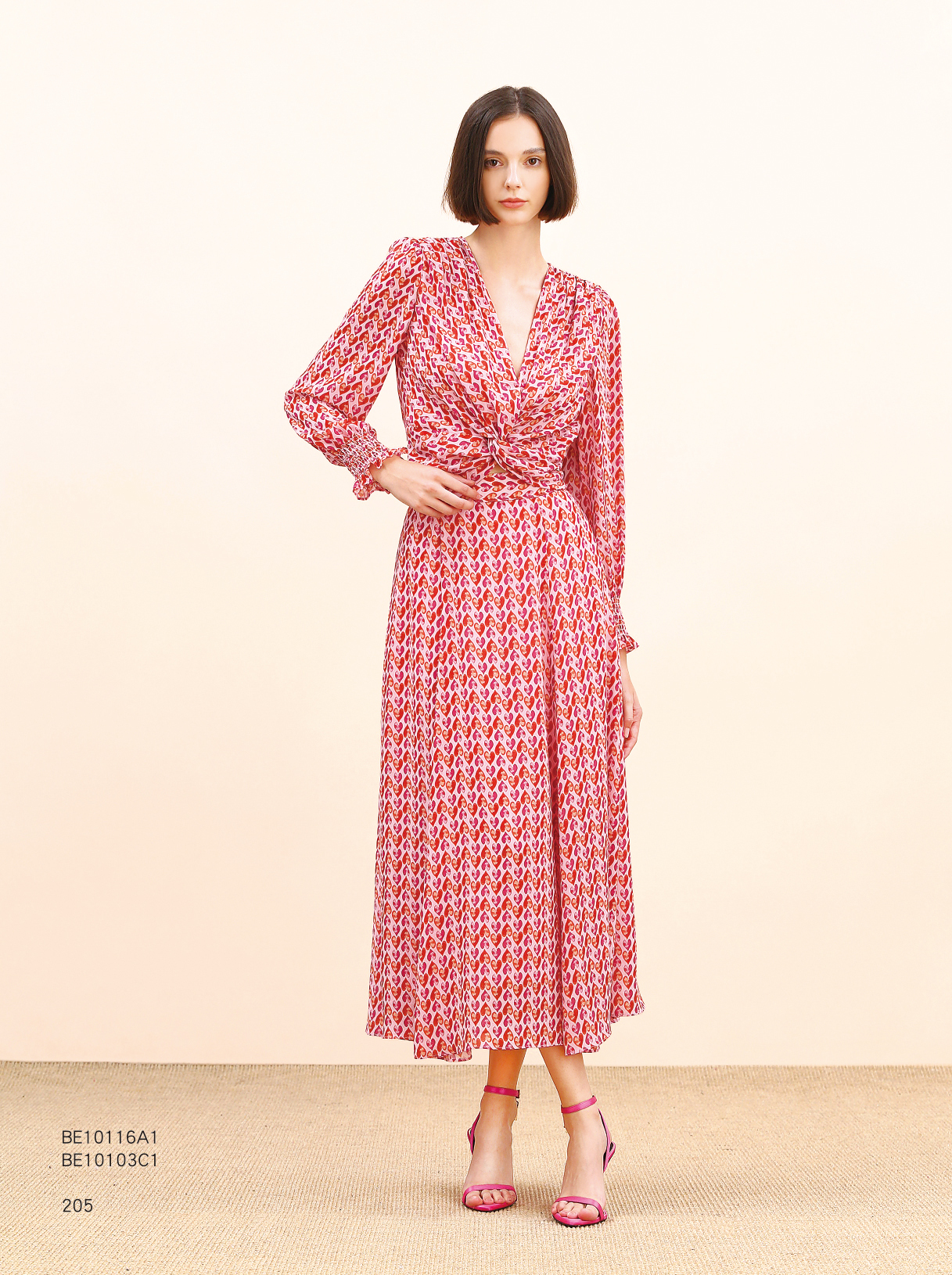 BE10116A1 金紅愛心扭結垂折雪紡女衫