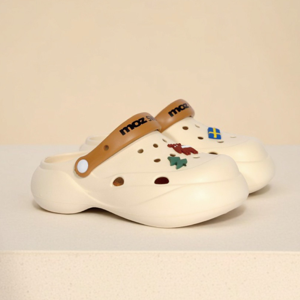moz瑞典駝鹿小饅頭厚底增高輕量兩穿防水洞洞鞋/涼拖鞋-奶茶色