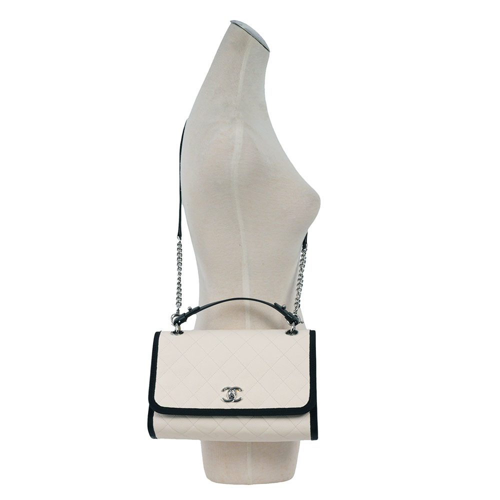 【CHANEL 】銀釦荔枝皮革帆布飾邊拼色二用包(白色/黑色)CH19000080