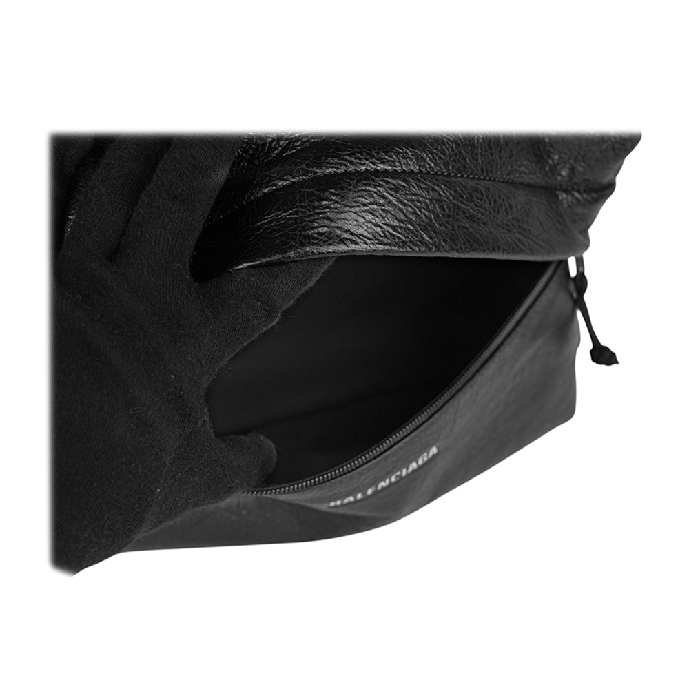 【BALENCIAGA】Explorer Logo 小羊皮後背包(黑色)503221 1VG07 1000