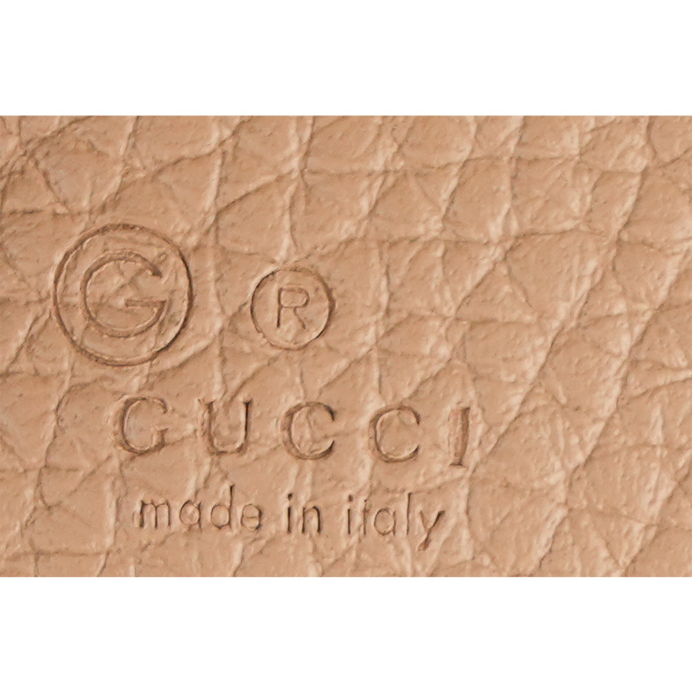 【GUCCI】Marmont 金色標誌粒紋皮革釦式二折短夾(裸粉色) 782749 A7M0T 2754