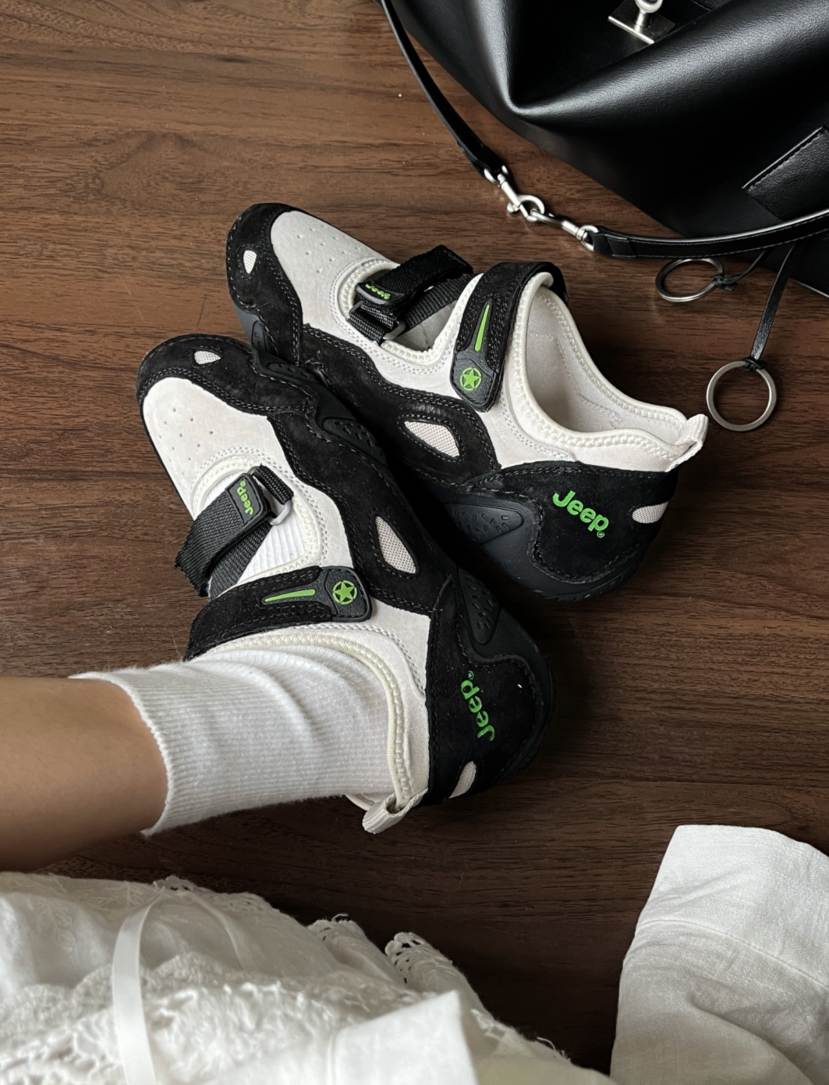 JEEP 戶外涼鞋 包頭涼鞋 瑪莉珍鞋 白黑色 黑灰色 麂皮 戶外風 機能 女款/預購