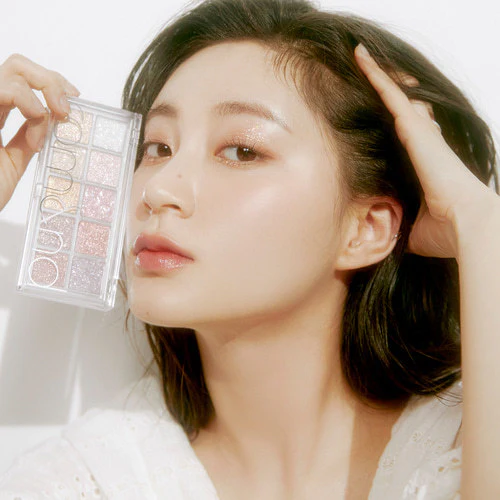 現 貨丨Romand better than palette 秘密花園系列10色打亮眼影盤 #00 Light & Glitter Garden