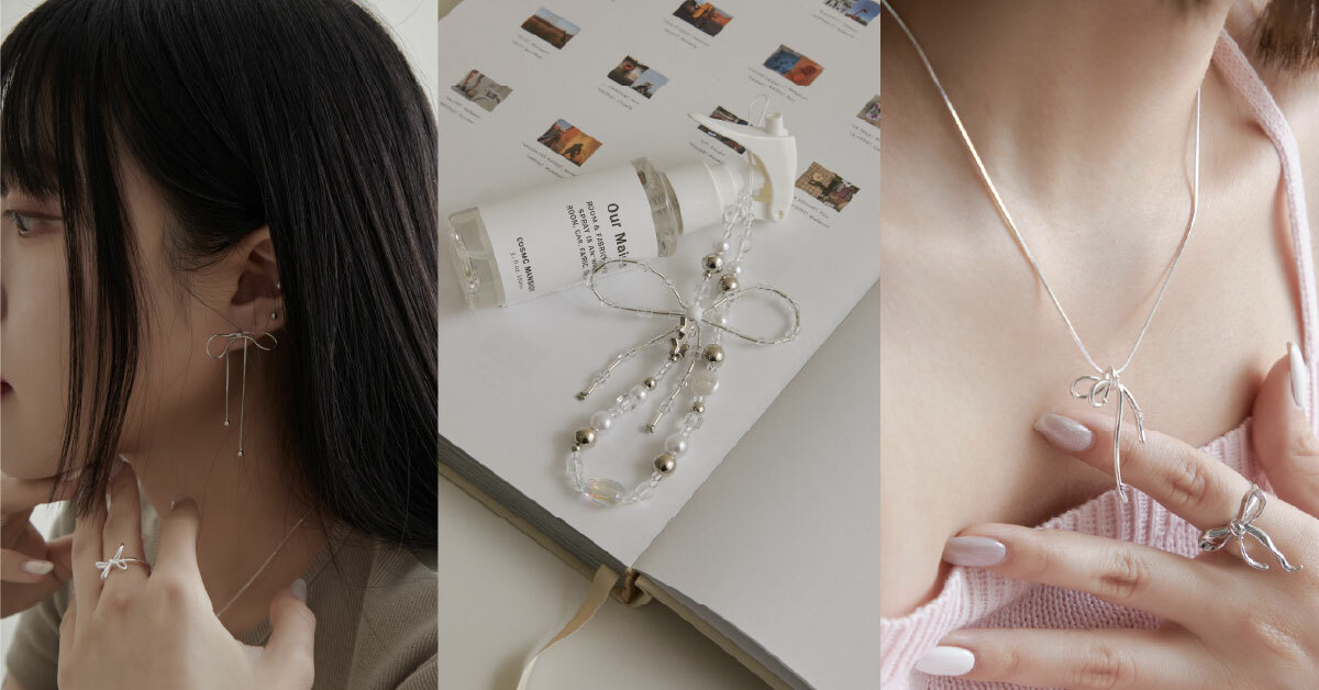 在今年2025年春夏的熱門趨勢，基本上延續著去年秋冬的流行元素，而在眾多元素中最受矚目的關鍵字便是緞帶以及蝴蝶結。說到這兩個浪漫元素，就不能不知道以緞帶跟蝴蝶結為主角的Cottagecore 風潮。