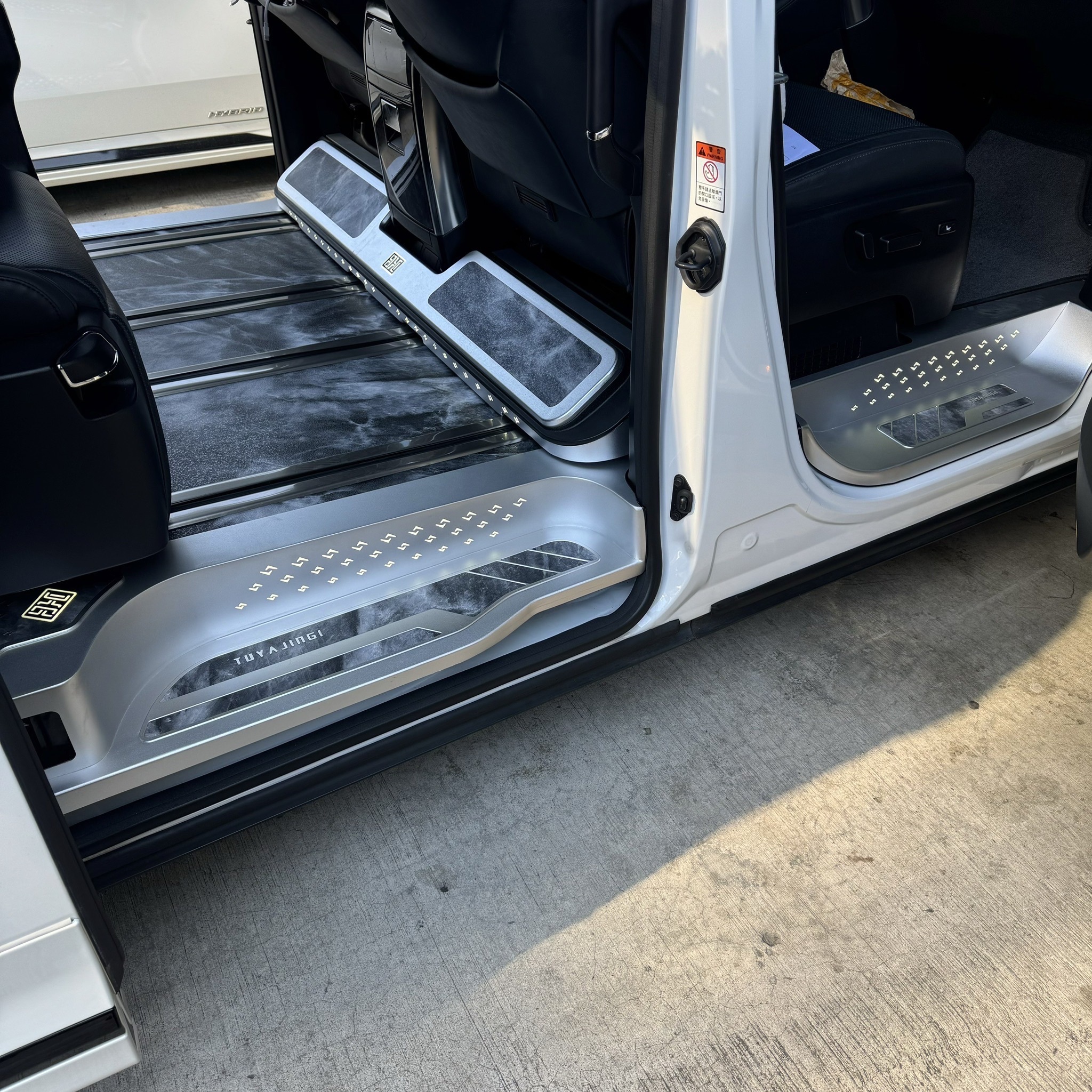 Alphard 30 晶瓷系列/墨塵雲濤