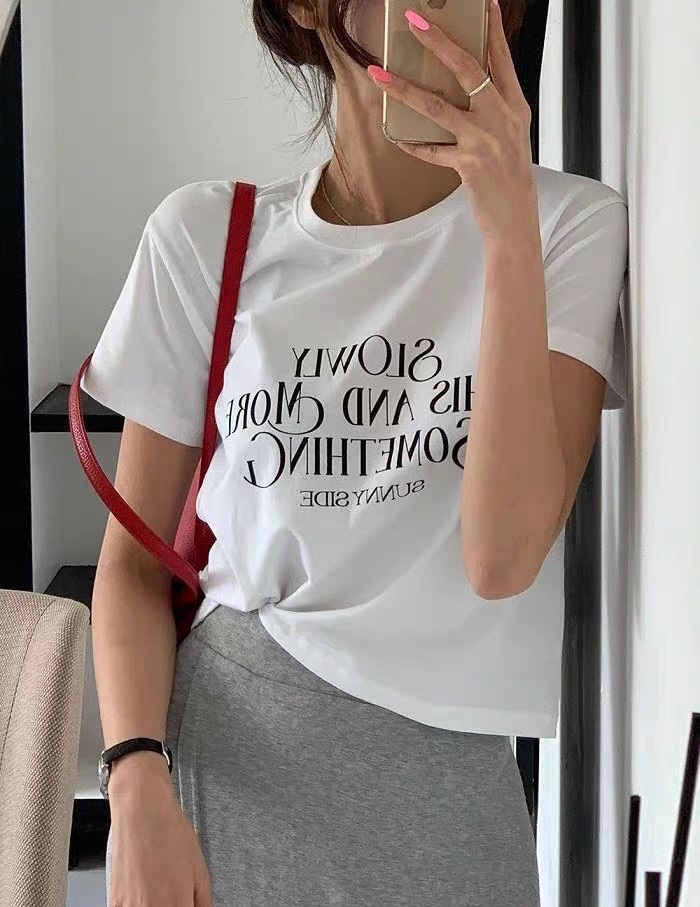 【優惠預訂】韓國SLOWLY文字TEE（3色）