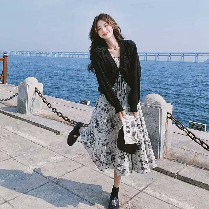 Soft Knit Tie-Up Lantern Sleeve Crop Sweater