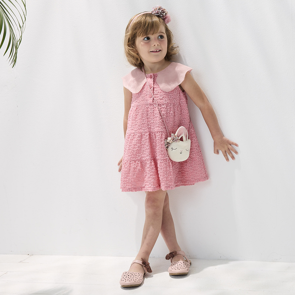 PIPPY 典雅花瓣大領片附小兔包連身裙洋裝 粉