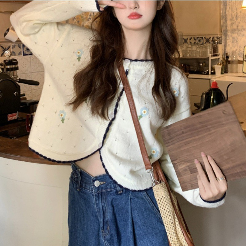 3D Floral Tweed-Inspired Cropped Knit Cardigan