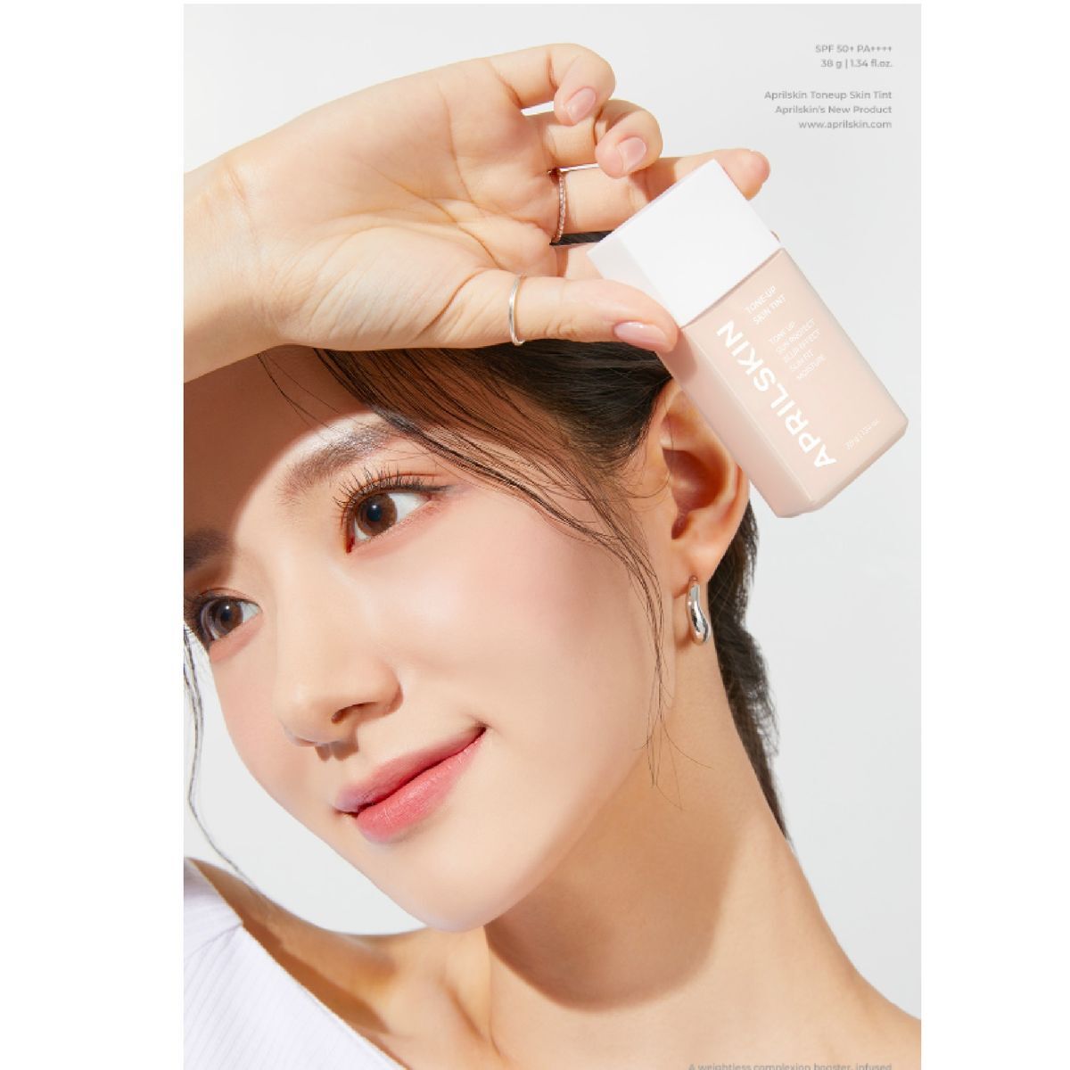 【 with sponge】Tone Up Skin Tint SPF50+ / PA ++++ 38g (8809517414070)exp.2025.10.18