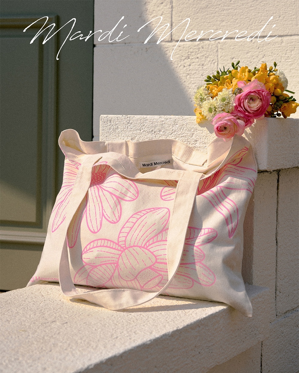 【現貨】｜只有一件｜【MARDI🌼】CANVAS BAG TRIPLE FLOWER_CREAM LIGHTPINK