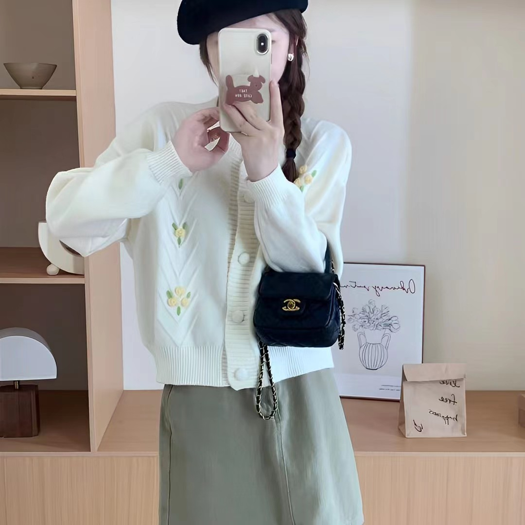 Japanese Style Floral Tweed Knit Cardigan