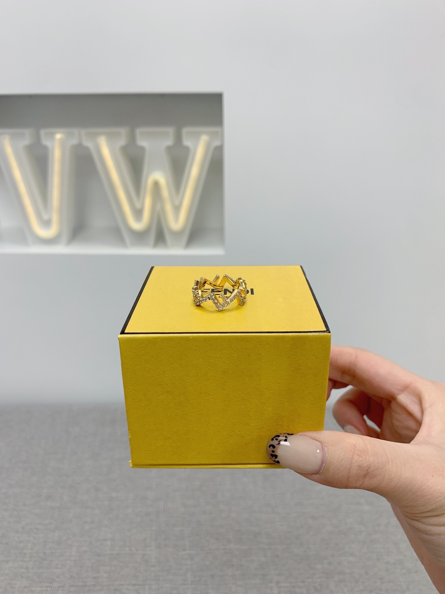 Sale Fendi Star Ring