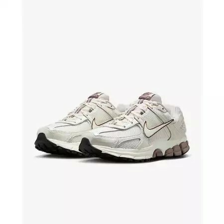 iSNEAKERS｜Nike Zoom Vomero 5 "Mink Brown" 摩卡棕 IB8129-133