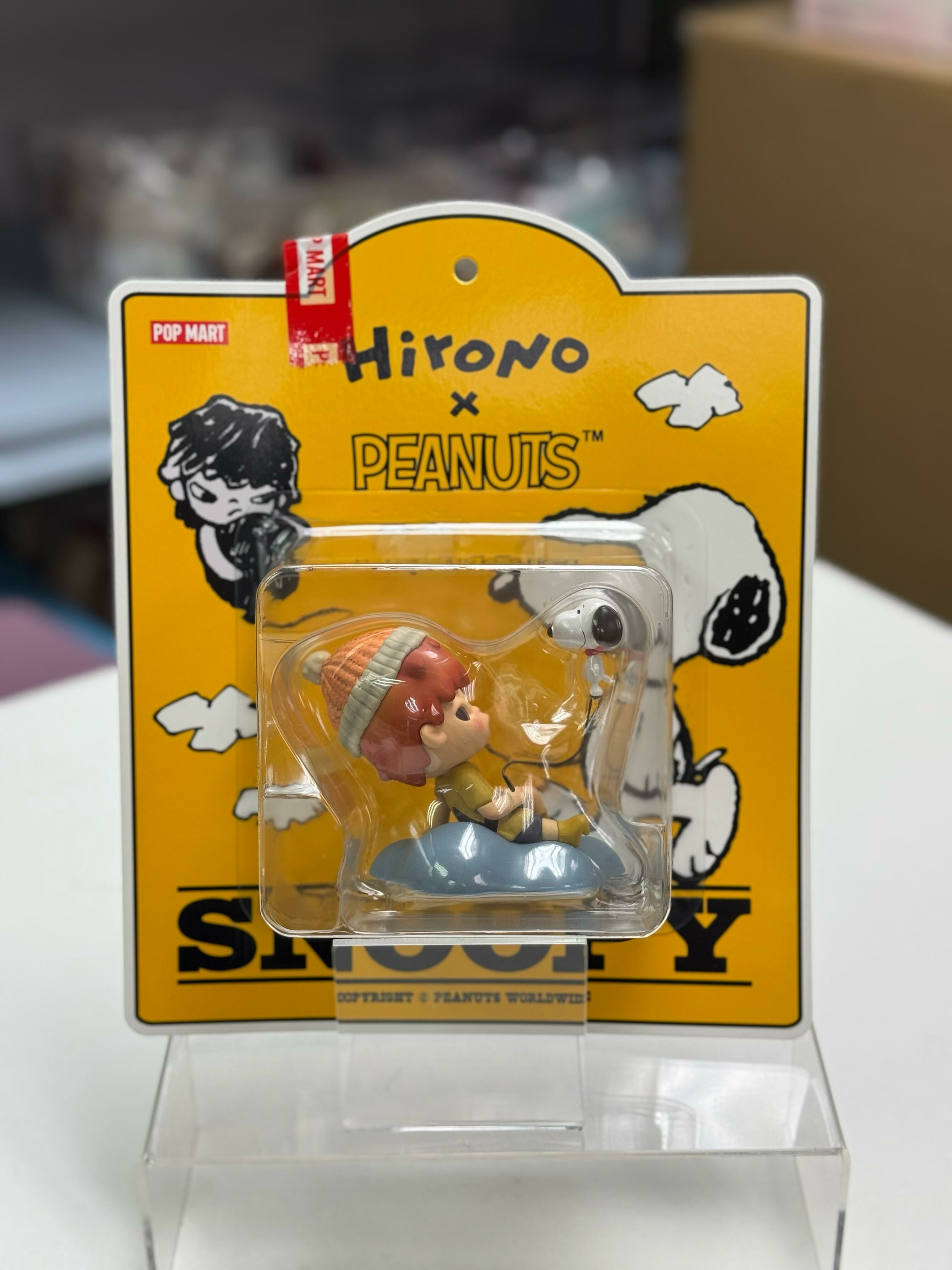 Hirono X PEANUTS Snoopy FIGURE