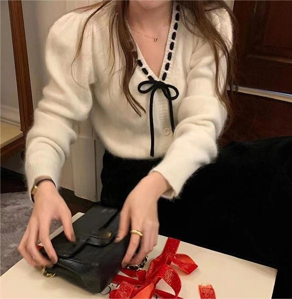 French Chic Bow Cropped Knit Cardigan