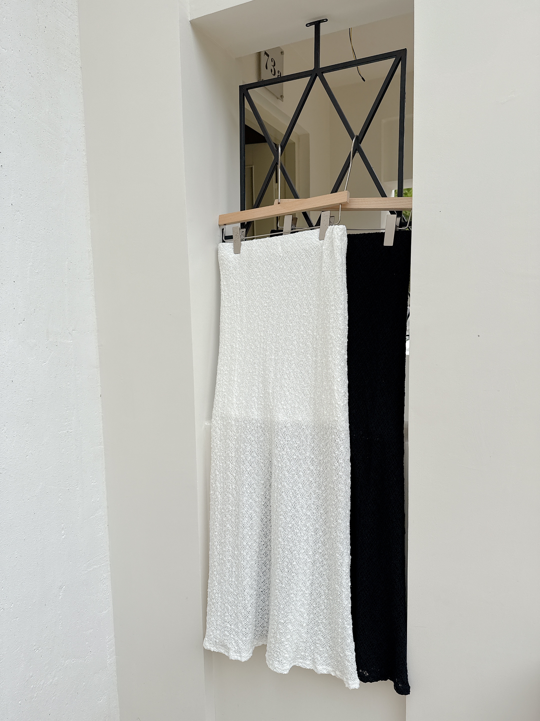 超百搭浪漫雕花魚尾長裙（2色）