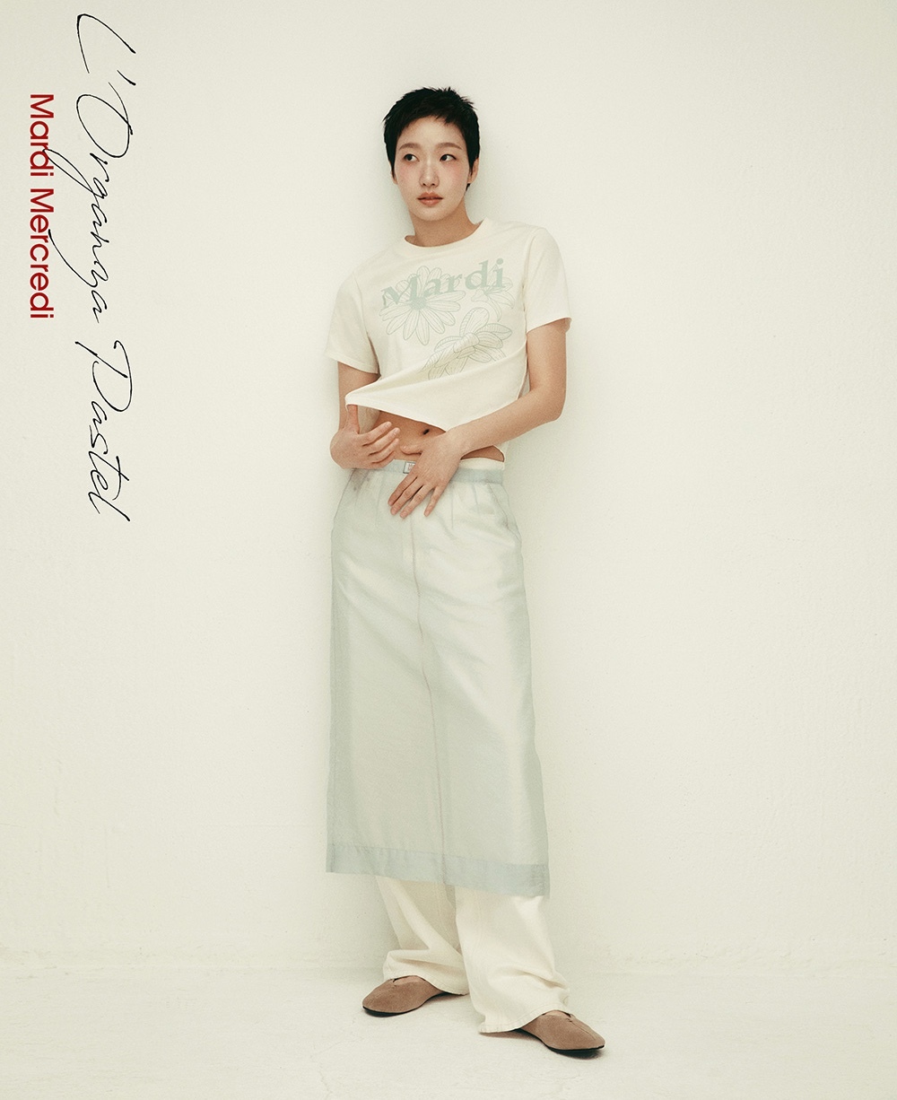 【現貨】｜只有一件｜【MARDI🌼】SLIM TSHIRT TRIPLE FLOWER_CREAM MOSSGREEN