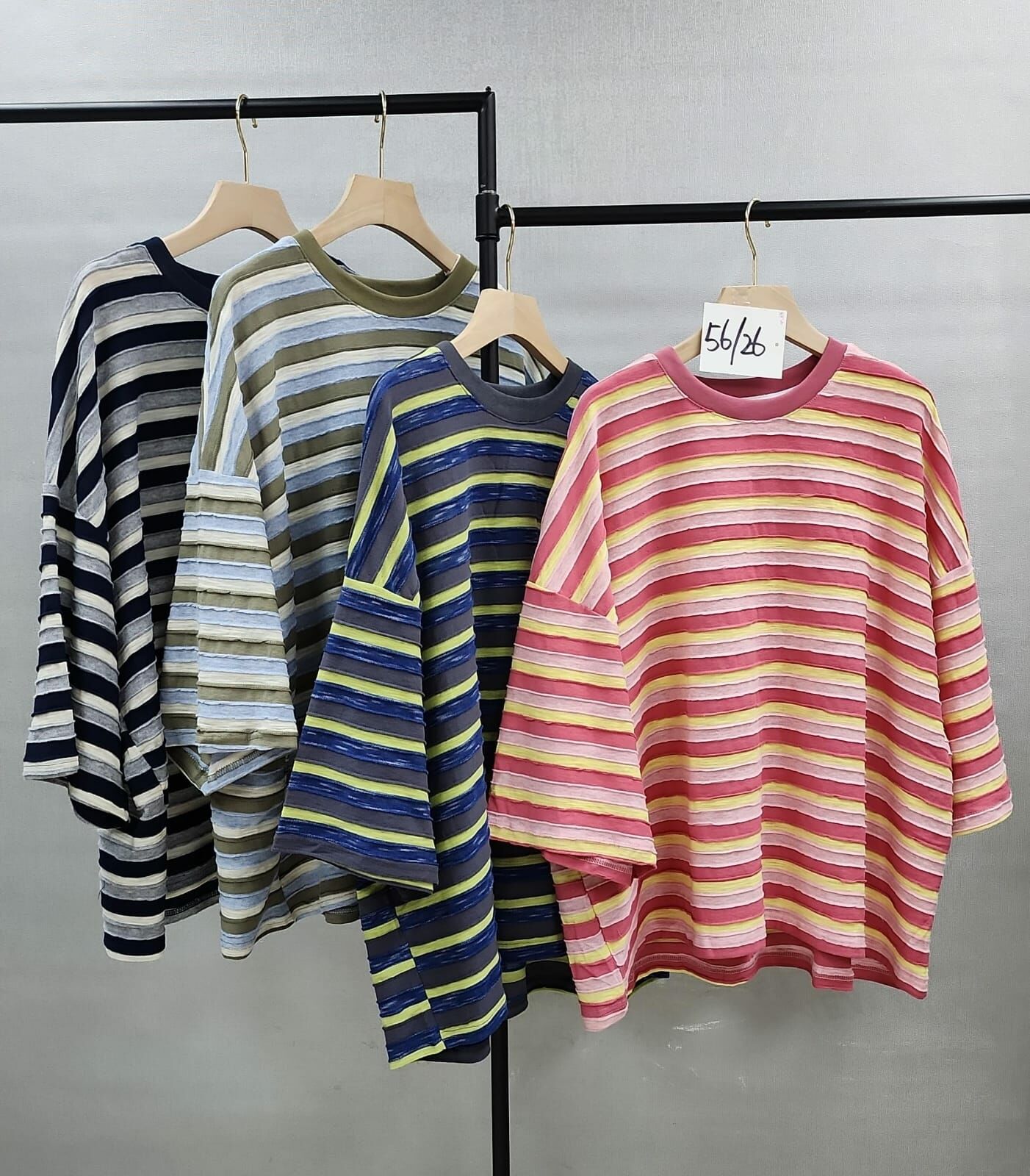 Cd3207  橫間鬆身tee  胸56  長26   $129/1  $250/2