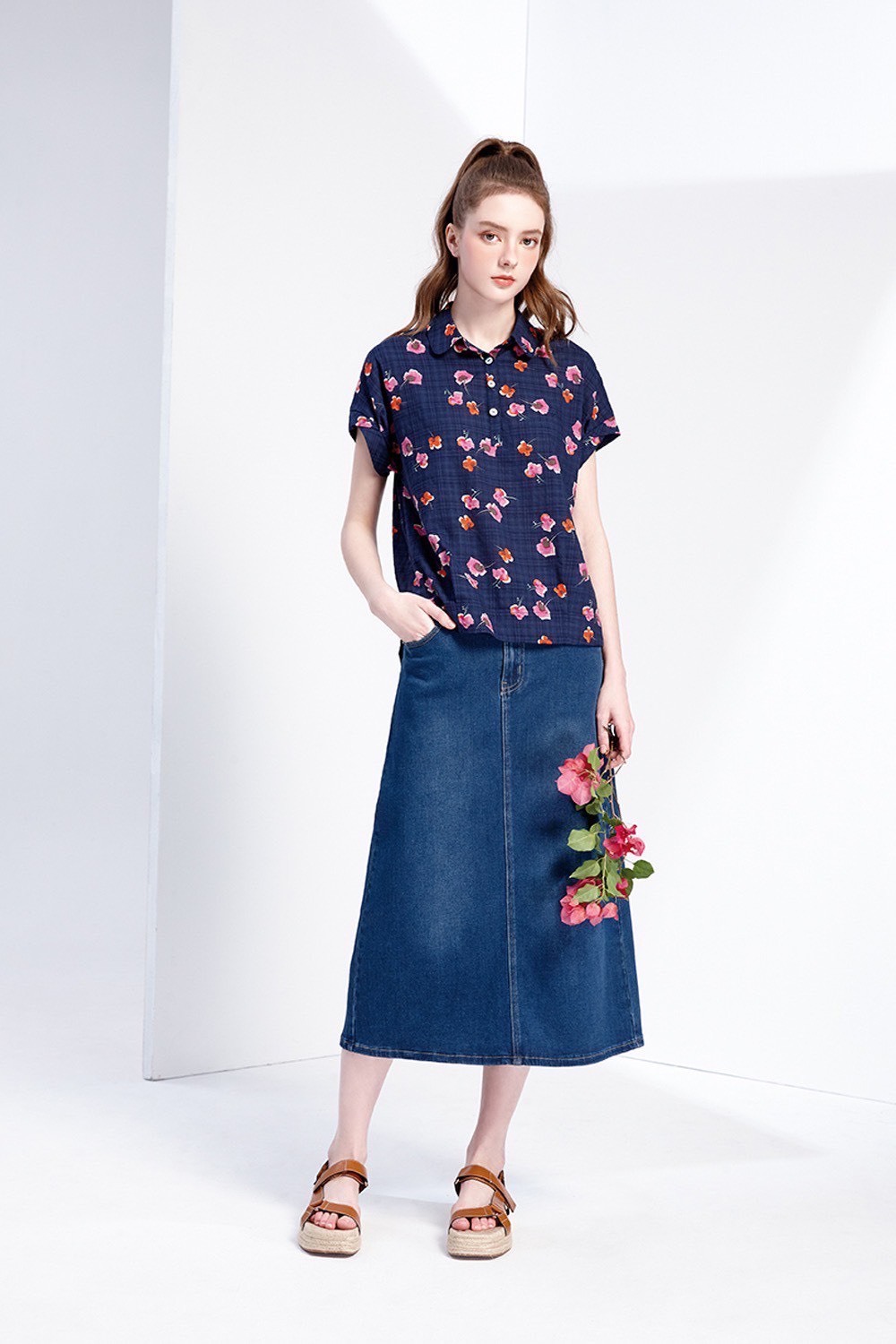 韓版時尚百搭皮革小愛心設計小A版修身牛仔長裙W6251