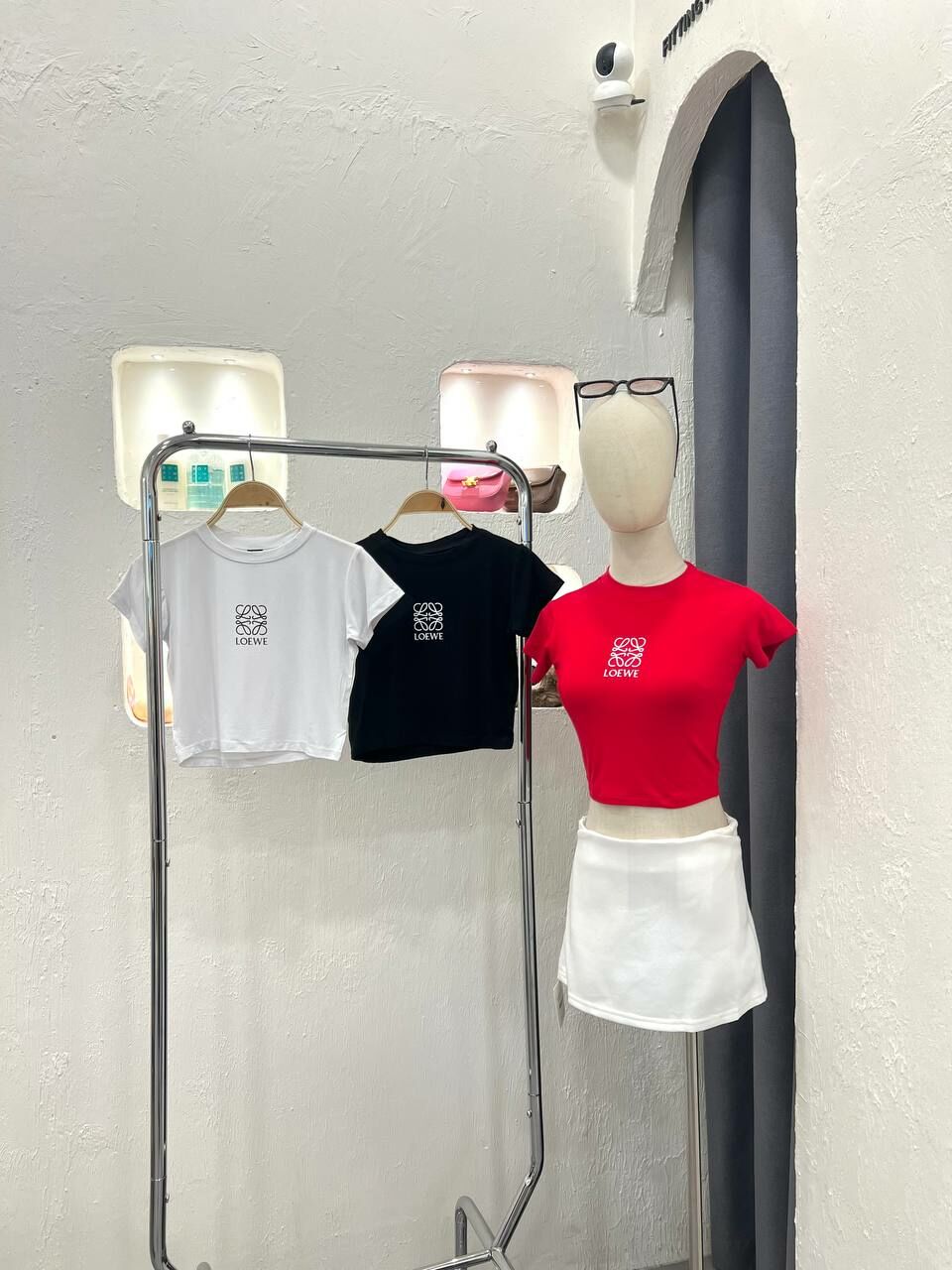 Loewe Crop T