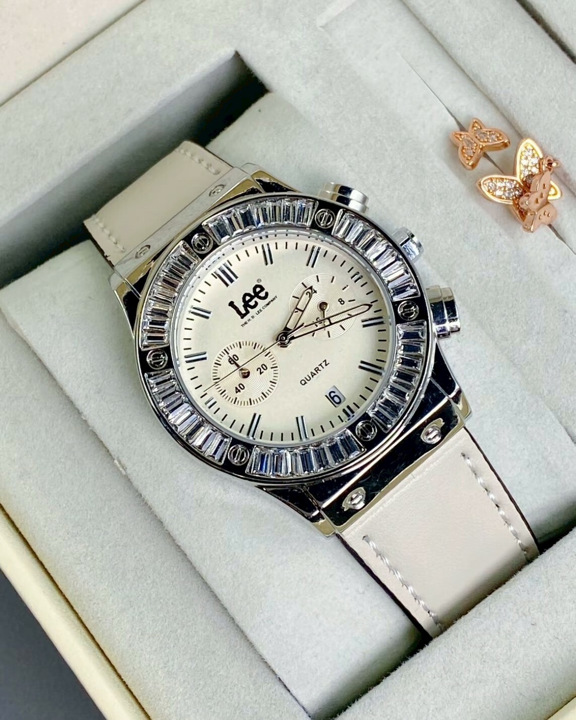 <限量代購>Lee 夢幻星河女錶 米白 水鑽 皮革 石英機芯 手錶