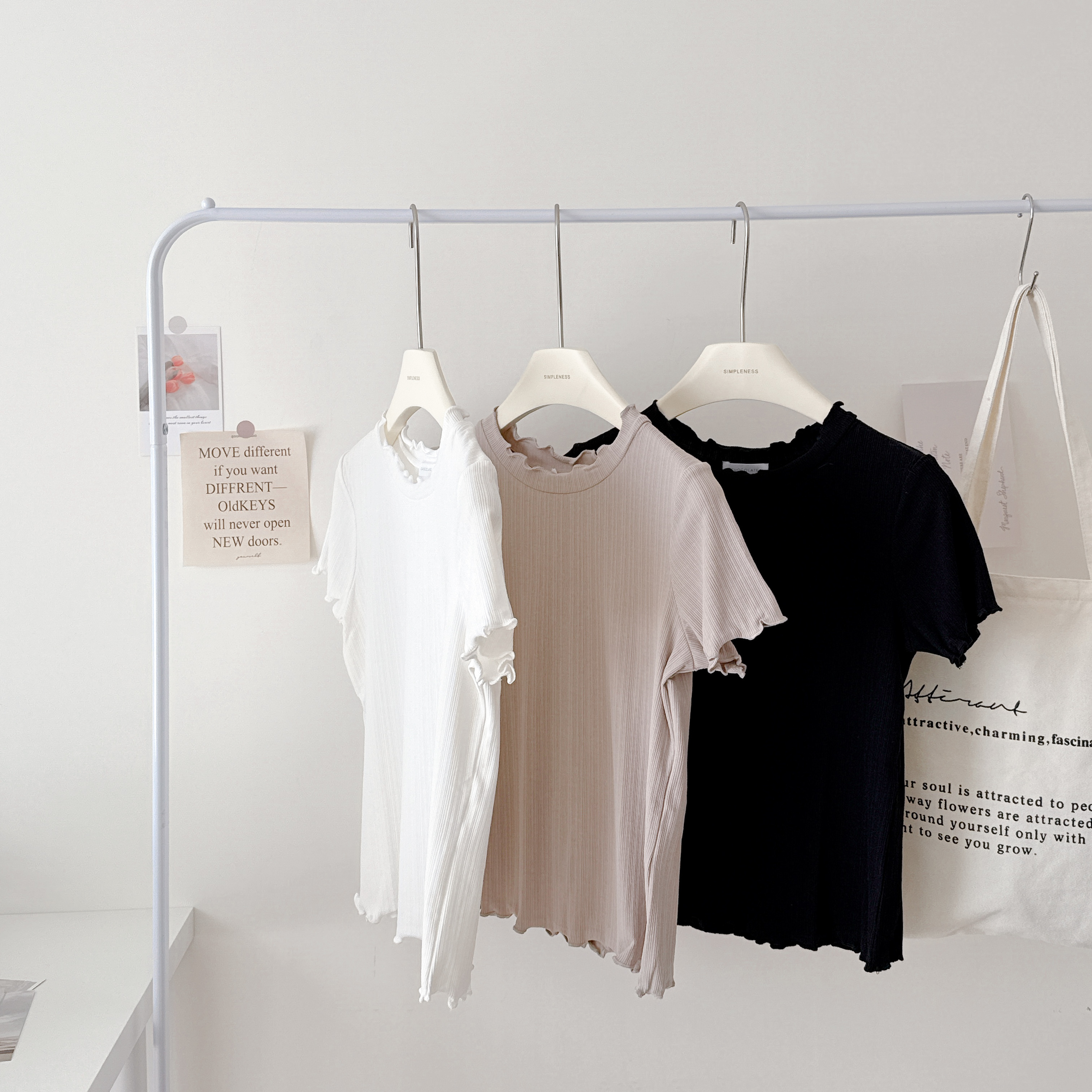 現貨🚚小編包色推😍涼感必收百搭捲邊上衣💕共3色