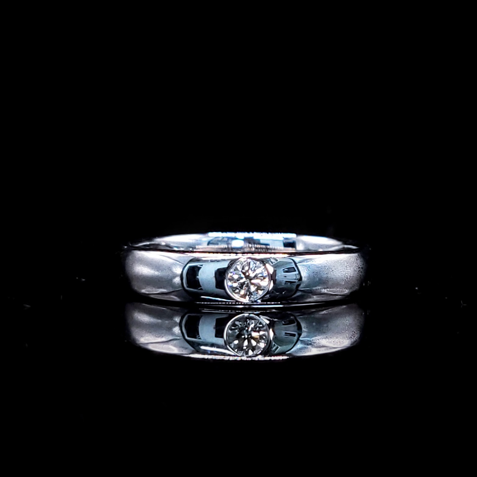 18K White Gold 0.11ct Diamond Ring