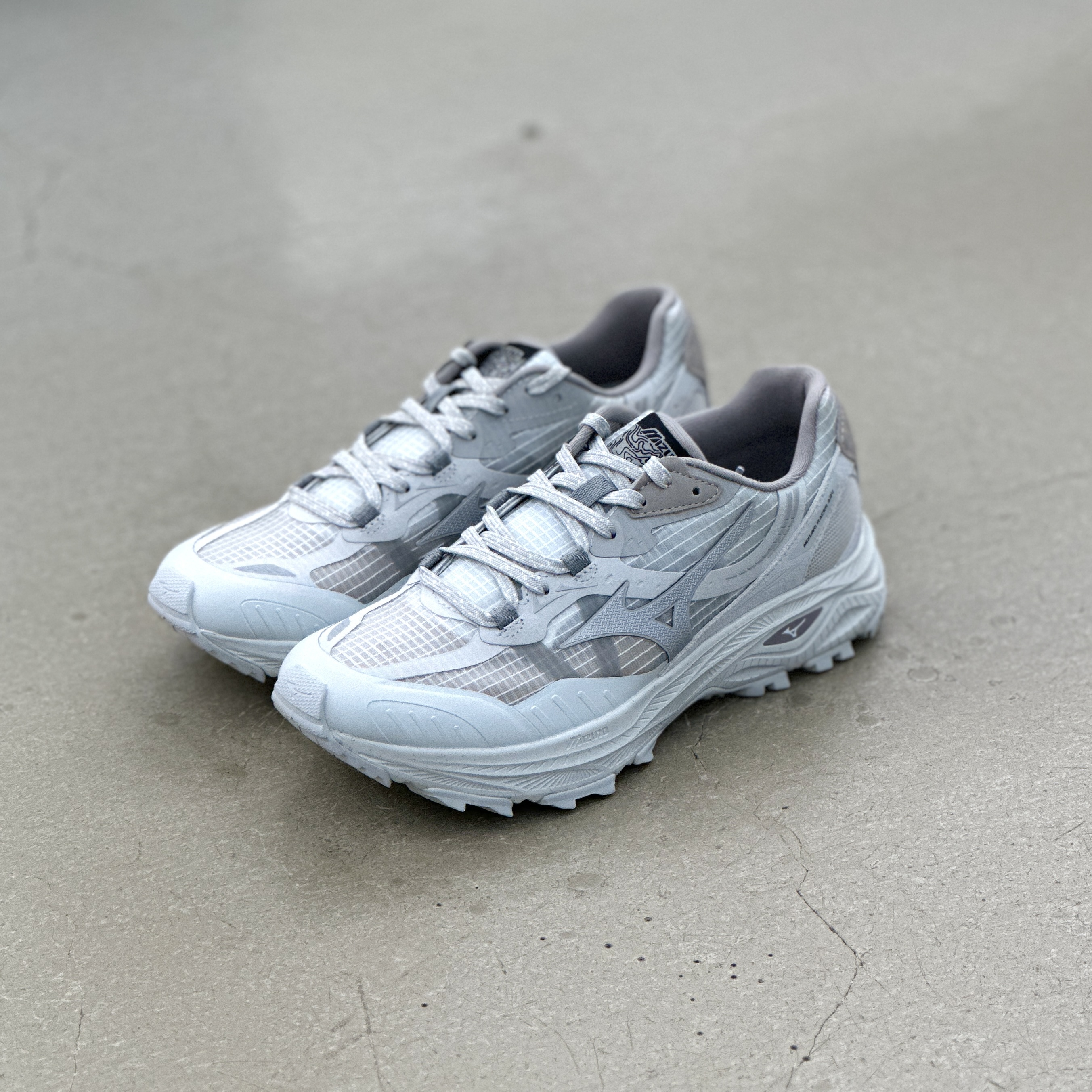Mizuno Racer ADV Grey | D1GH241208