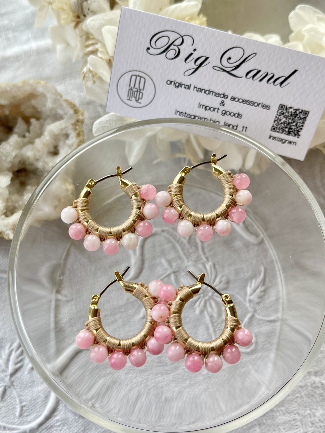 [Big Land] 粉櫻玉石耳環 | 1.8cm 耳針 | NO.360