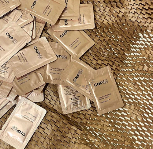 UL101 CNP 貴婦面霜 彈力緊緻逆時再生面霜30片