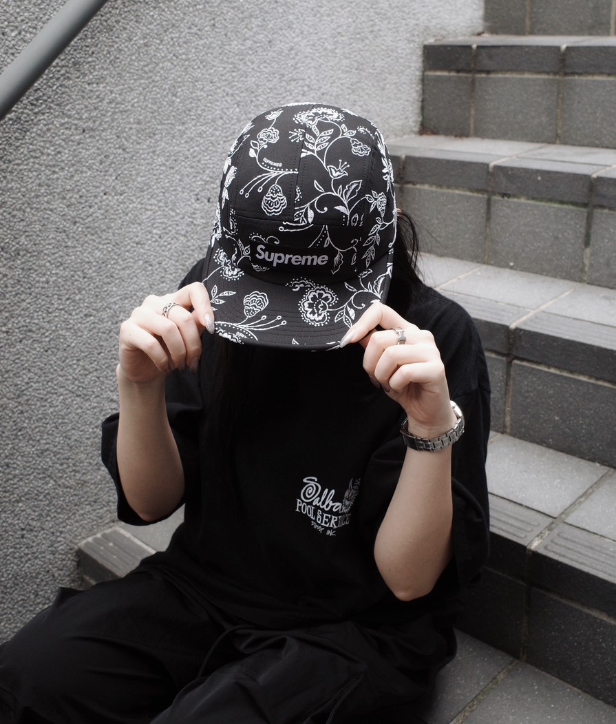 <線上SALE❤️‍🔥> SUPREME BOX LOGO腰果花 五分割帽 黑