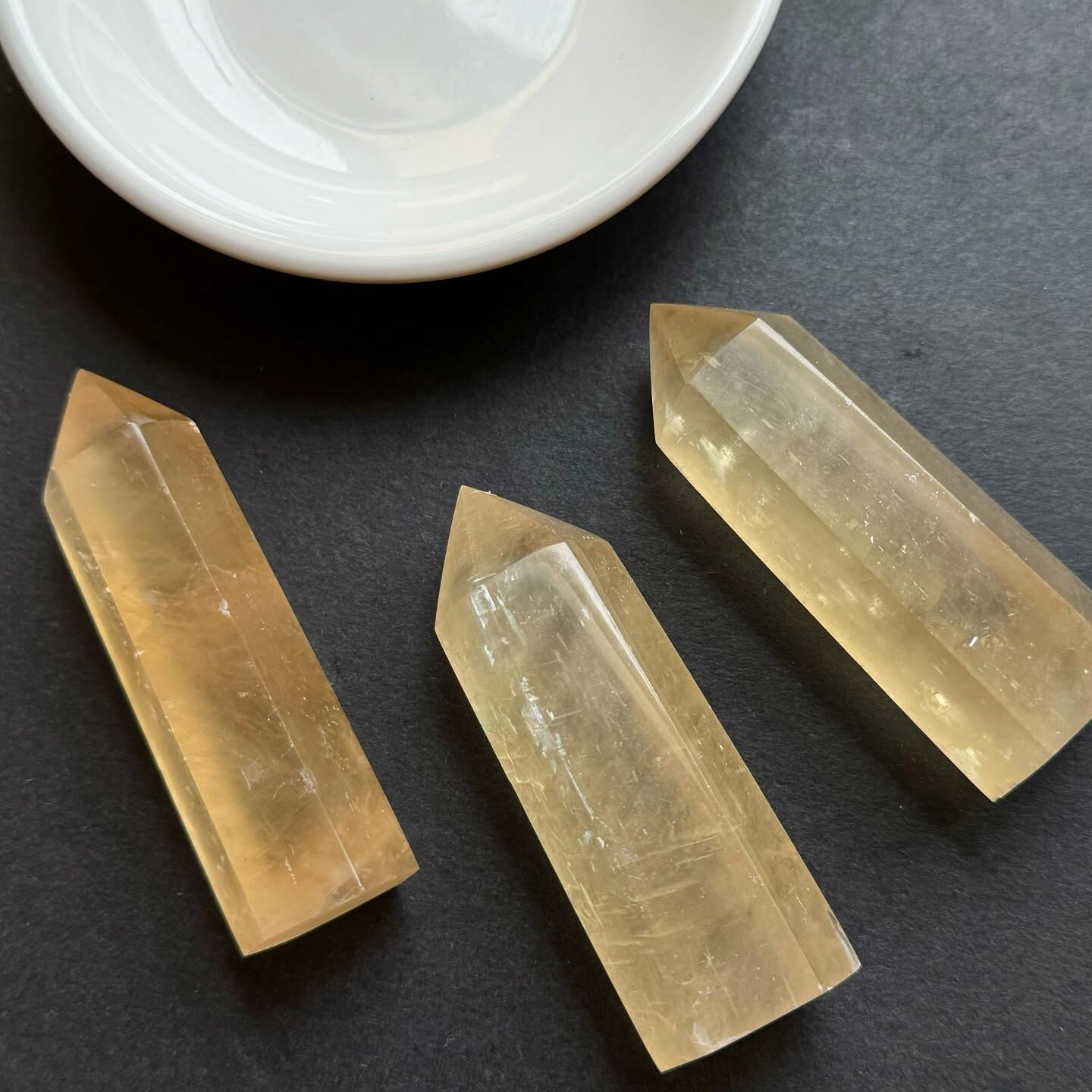 [原石] 黃冰洲石 水晶柱