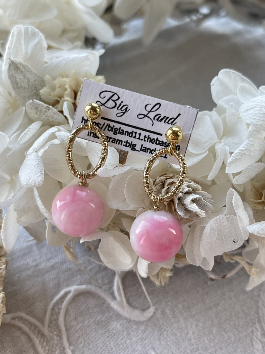 [Big Land] 粉櫻玉石耳環 | 1.2cm 醫療鋼耳針 | NO.373