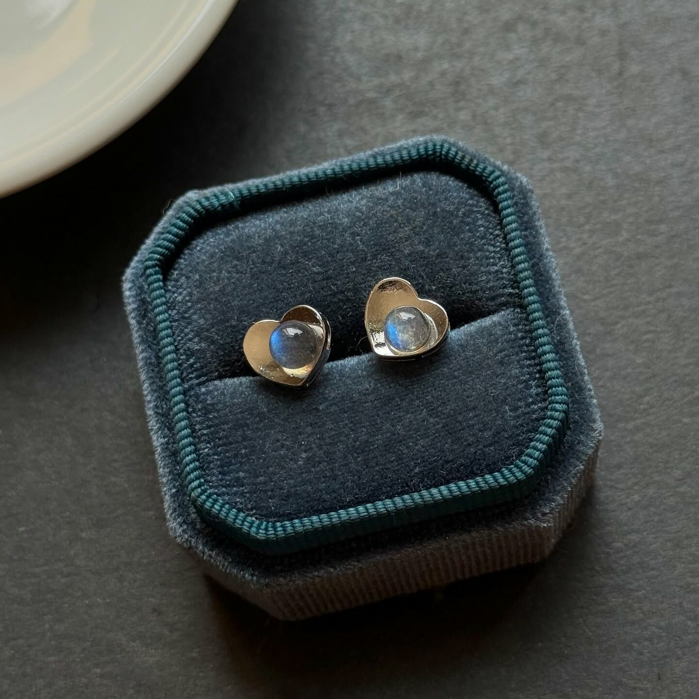 [原石] 拉長石 925銀耳環