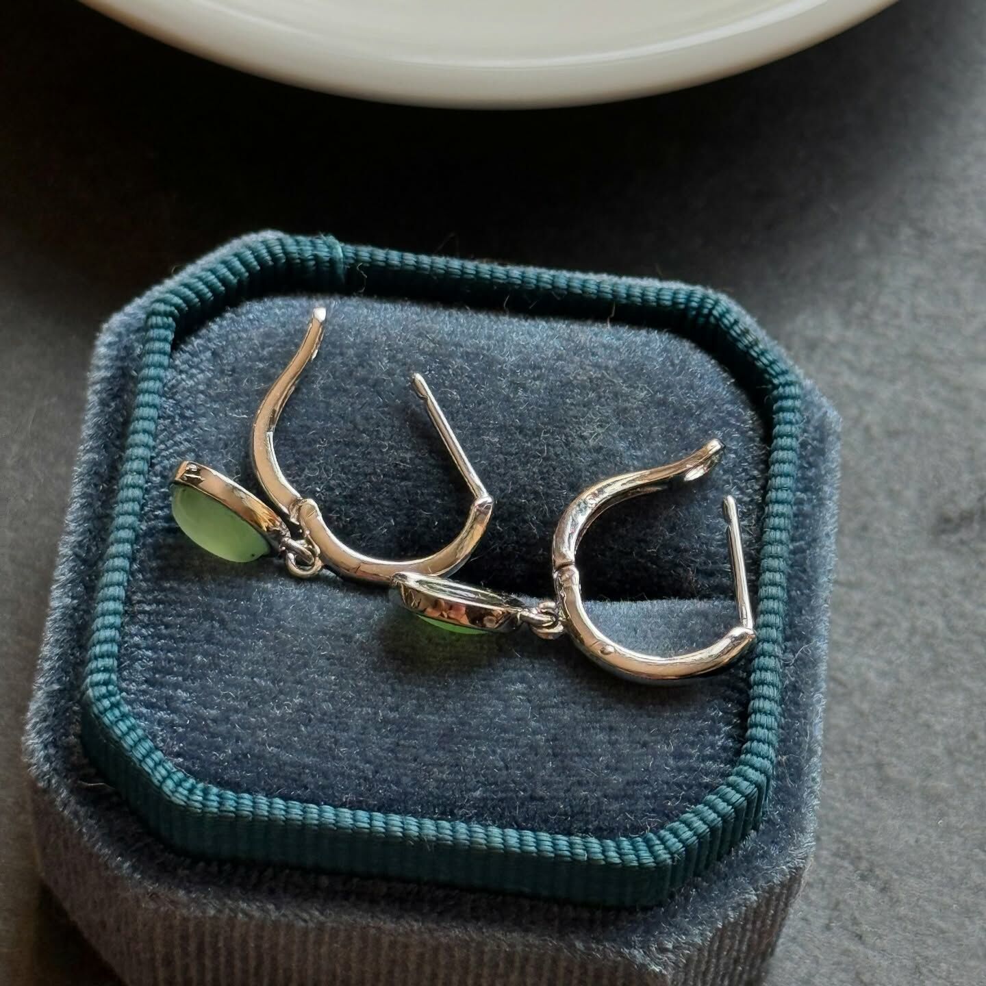 [原石] 東菱玉 耳環